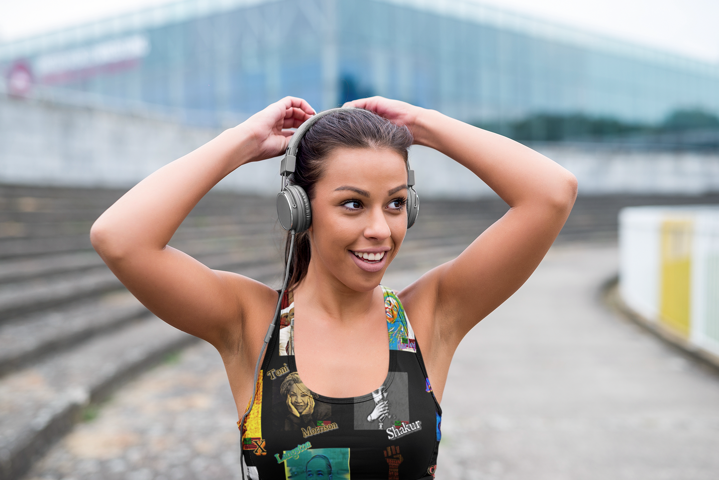 The Knowledge - Black Women's Seamless Sports Bra